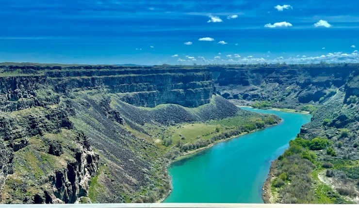 Mays Windshield View&nbsp;2022